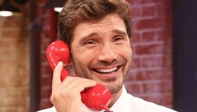 Affari Tuoi – Speciale Lotteria Italia, anticipazioni: che cosa accade nello show di Stefano De Martino