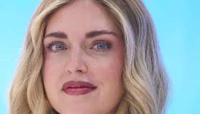 Chiara Ferragni torna al lavoro: dopo il processo diventa testimonial di un brand di moda