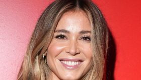 Diletta Leotta, i look total white (con pancione a vista) sulle Dolomiti