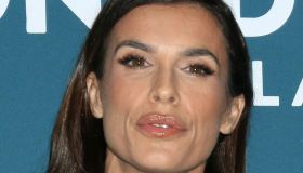 Elisabetta Canalis, feste a Las Vegas con Alvise Rigo e due look senza pari