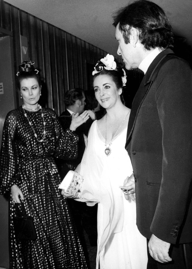 Elizabeth Taylor con la preziosa collana