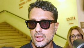 Mediaset denuncia Corona. “Diffamazione e minacce”. Lui replica