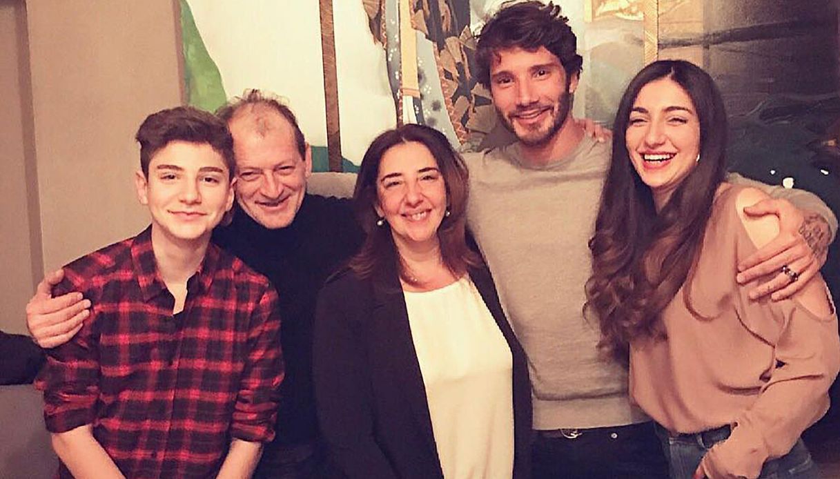 La famiglia di Stefano De Martino