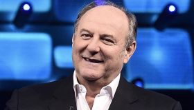 La Ruota della Fortuna, Gerry coglie Samira impreparata: “Chiama la mamma”