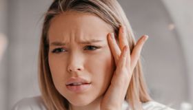 Questi cerotti sono il segreto invisibile per trattare le palpebre cadenti. E sono già best seller