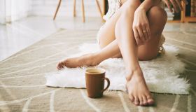 Gambe sgonfie e e più leggere, anche d’inverno. Le migliori bende drenanti da usare adesso