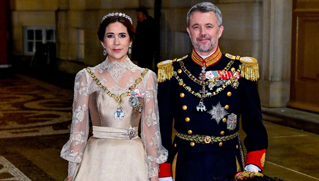 Il Re Frederik e la Regina Mary di Danimarca al ricevimento di Capodanno