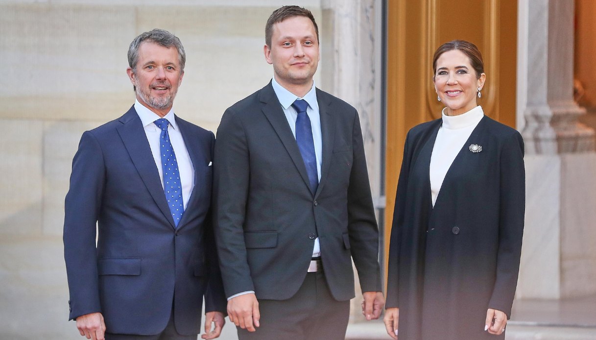 Frederik e Mary di Danimarca con Jens-Frederik Nielsen, primo ministro della Groenlandia
