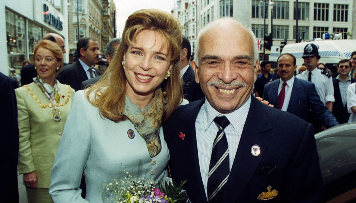 Re Hussein di Giordania e sua moglie, la Regina Noor nel 1995
