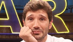 Affari Tuoi, Stefano De Martino svela il segreto di Miriam. Il finale sorprende