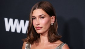 Tagli di capelli medi: le tendenze dell’inverno 2026 da copiare alle star, da Hailey Bieber a Jenna Ortega