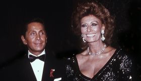È morto Valentino Garavani, addio all’imperatore che ha vestito le più belle