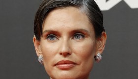 Bianca Balti e i capelli a un anno dalla chemio: “Mi ricordano che il mio corpo è sopravvissuto”