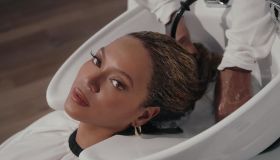 Altro che extension, l’acqua di riso fermentata è il segreto millenario per capelli lunghissimi che ha conquistato tutte