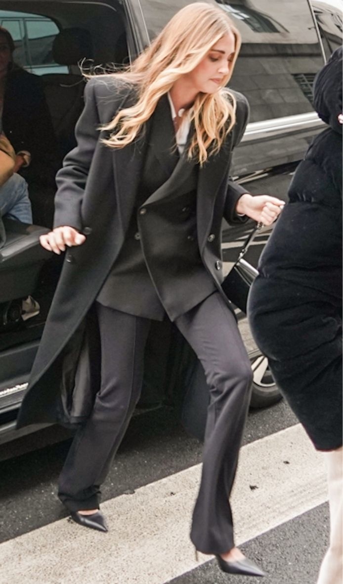Il look di Chiara Ferragni in tribunale