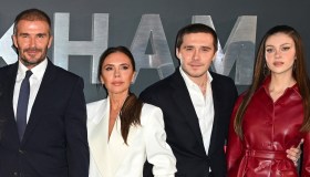 Il ballo “inappropriato” di Victoria Beckham e le lacrime di Nicola Peltz: parla il dj delle nozze