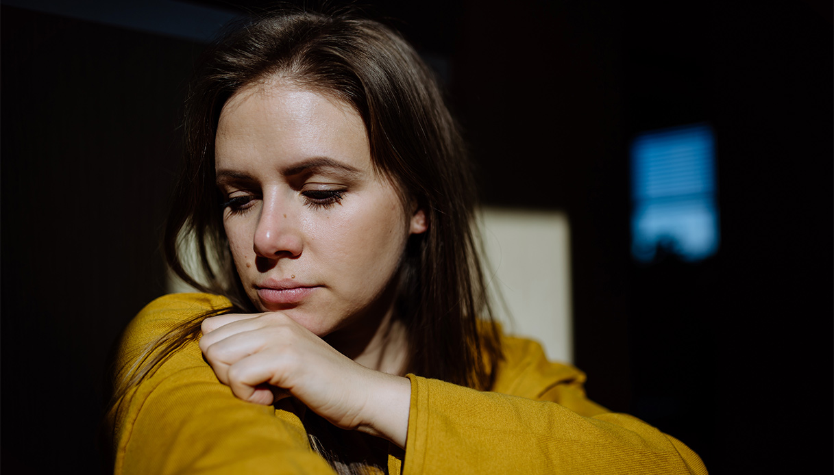 Salute mentale, Alzheimer e malattie neurodegenerative: cosa ne sanno gli italiani e perché i giovani sono a rischio