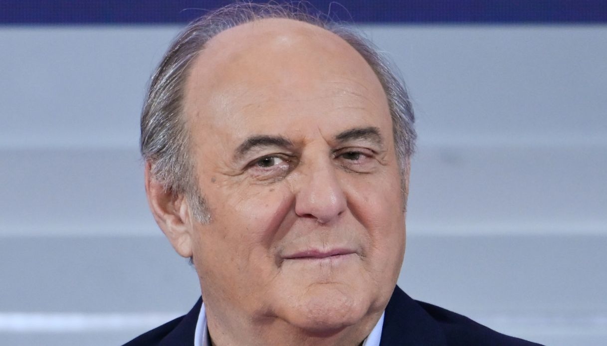 La Ruota della Fortuna, Gerry Scotti corre (troppo) veloce per Maria: “Torna un classico” La Ruota della Fortuna, Gerry Scotti corre (troppo) veloce per Maria: “Torna un classico”