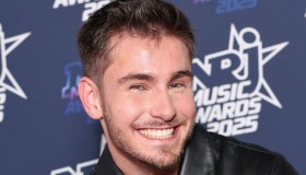 Chi è Julien Lieb, il cantante scelto da Laura Pausini per la cover di Mengoni