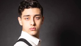 Luigi Zeno: “Recitare è qualcosa di innato. Ne La Scuola su Netflix il mio personaggio è controverso”