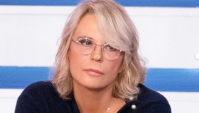 C’è Posta per Te, pagelle del 17 gennaio: Emma sogna l’amore (10), padri e figli (5), Nello alla ricerca di Silvana (8)