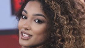 La Ruota della Fortuna, Samira Lui osa ma Gerry Scotti l’ammonisce: “Quell’abito è pericoloso”