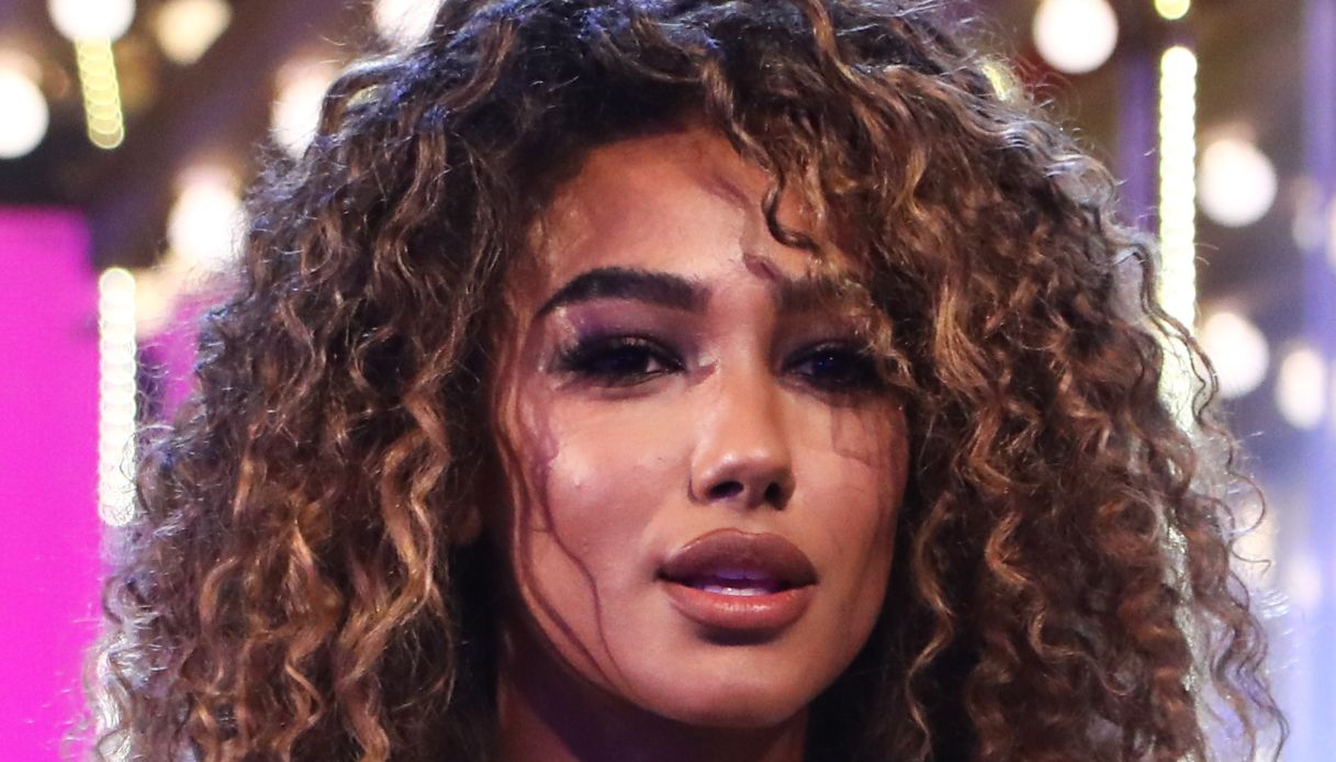 la ruota della fortuna samira lui pronta a ribattere alle accuse di corona da Dilei.it la ruota della fortuna samira lui pronta a ribattere alle accuse di corona