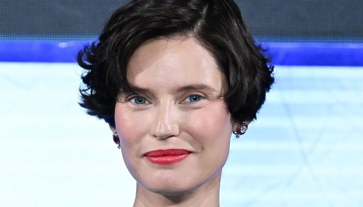 Sanremo 2026, la scaletta della quarta serata: cantanti, ospiti e orari