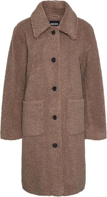 &Egrave; Teddy Chic, 5 soffici accessori con cui scaldarsi nell'inverno 2026, dalla borsa alle scarpe