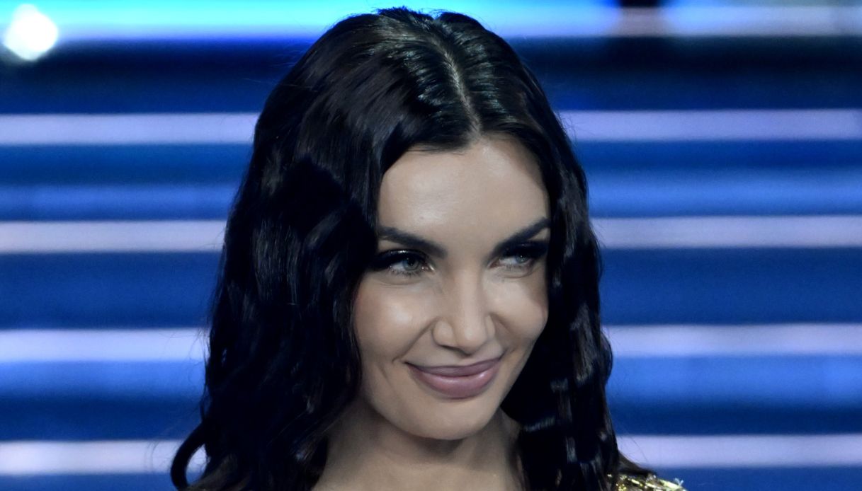 Il rossetto nude di Elettra Lamborghini