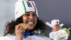Federica Brignone, oro alle Olimpiadi 2026 dopo l’infortunio: l’impresa storica davanti a Mattarella