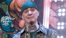 Sanremo 2026, J-Ax canta Italia starter pack. Testo e di cosa parla la canzone