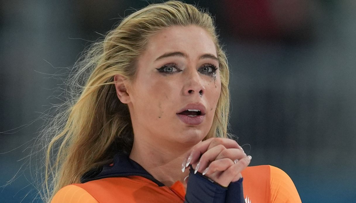 Jutta Leerdam dopo le critiche: “Il trucco sbavato perché mi serviva”. Il messaggio potente e virale Jutta Leerdam dopo le critiche: “Il trucco sbavato perché mi serviva”. Il messaggio potente e virale