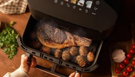 Barbecue in casa? Ora puoi con la friggitrice ad aria formato XXL che cucina, griglia e affumica il cibo