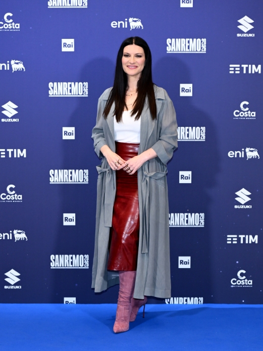 Laura Pausini alla prima conferenza stampa di Sanremo 2026