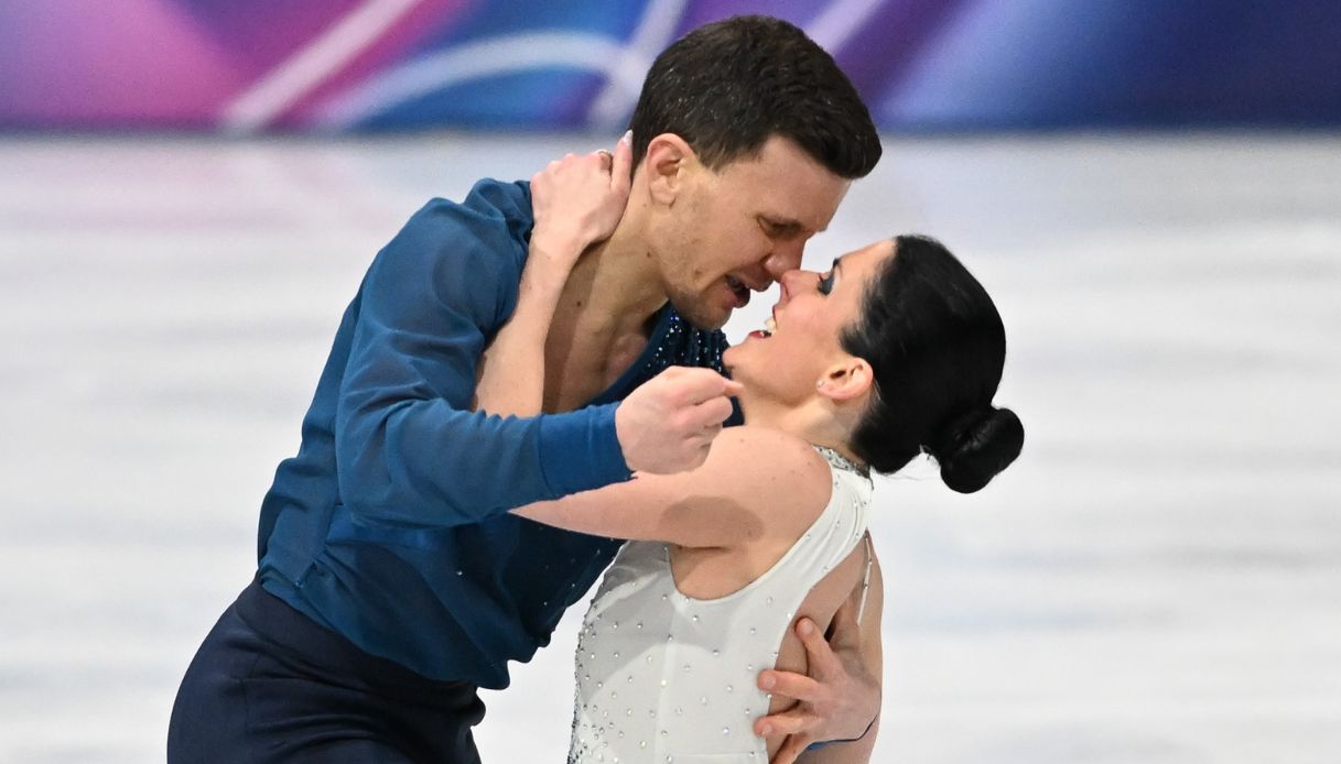Non solo sport, le coppie più belle sul ghiaccio delle Olimpiadi invernali di Cortina 2026