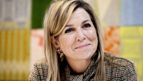 Maxima d’Olanda ricicla l’abito tartan (e ci insegna come abbinarlo)