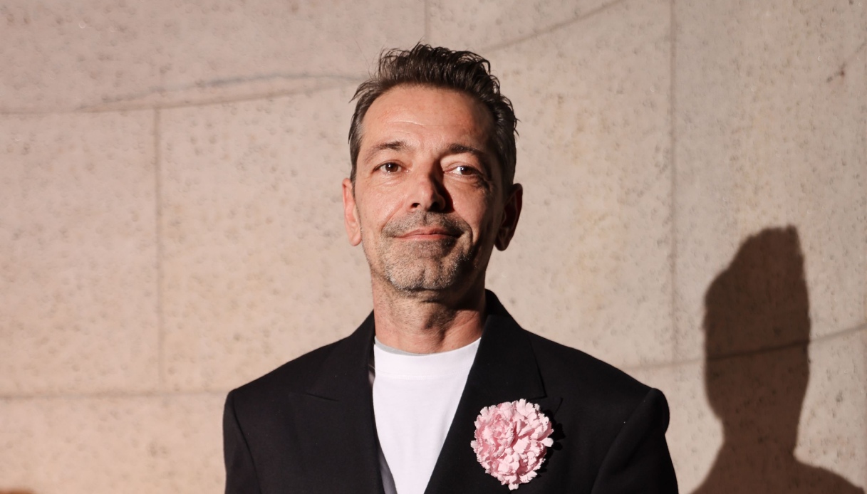 Chi è Pieter Mulier, il nuovo direttore creativo di Versace