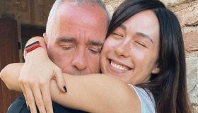 Eros Ramazzotti, duetto a sorpresa con Aurora sulle note di Un’altra te: il momento è tenerissimo