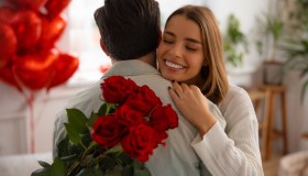 Rose rosse per San Valentino, quante regalarne e come farle durare a lungo