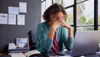 Cambiare look dei capelli dopo una delusione: perché ci piace