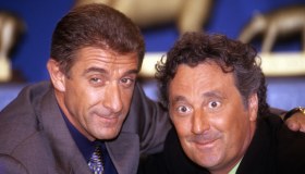 Striscia la Notizia, anticipazioni del 5 febbraio: c’è anche il Tapiro a Laura Pausini