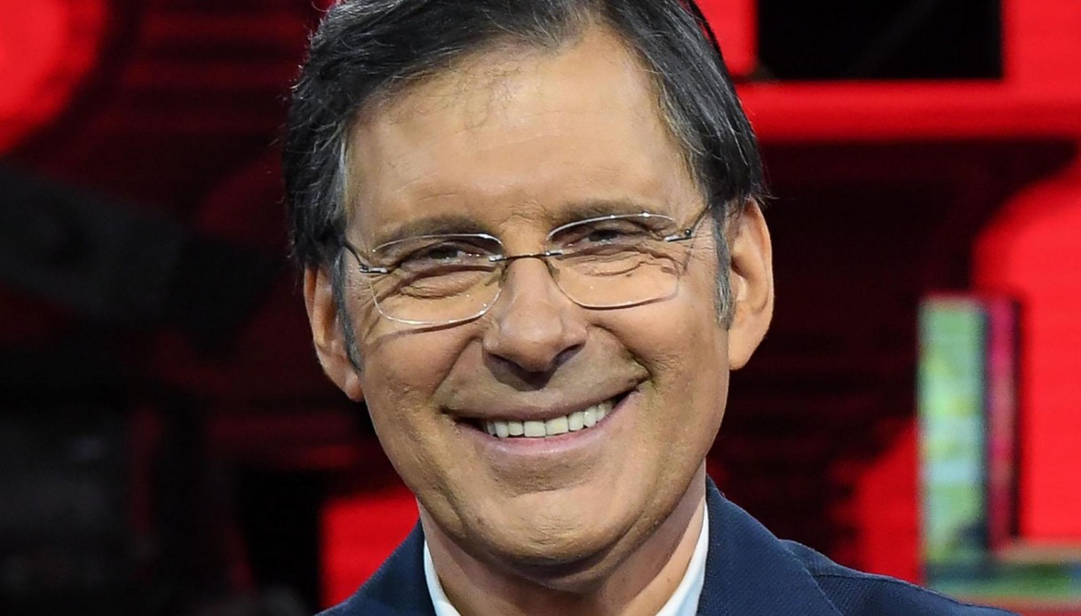 Antonella Clerici e Carlo Conti ricordano Frizzi nel giorno del compleanno: "Sempre nel nostro cuore"