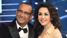 Francesca Vaccaro, moglie di Carlo Conti, è la first lady più chic di Sanremo: i look classici e brillanti