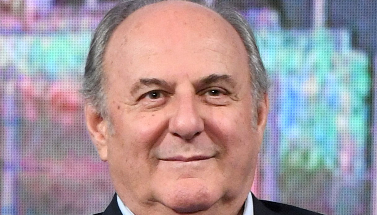 La Ruota della Fortuna, nozze d’oro in studio. Gerry Scotti incalza: “Devi arrivare a 70”