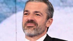 Luca Argentero sui figli: “È un’età magica, non so se sono un bravo papà”