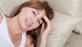 La menopausa precoce aumenterebbe il rischio per il cuore ma (almeno da sola) non per il diabete