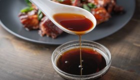 Salsa teriyaki, gli ingredienti per prepararla e con cosa abbinarla