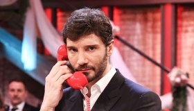 Affari Tuoi non va in onda tutta la settimana: quando torna De Martino su Rai 1