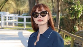 Annalisa, look da bambolina ma con tacchi a spillo alla Paris Fashion Week 2026